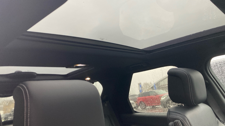 Land Rover Discovery 3.0 D350 Dynamic SE 5dr Auto Diesel Station Wagon